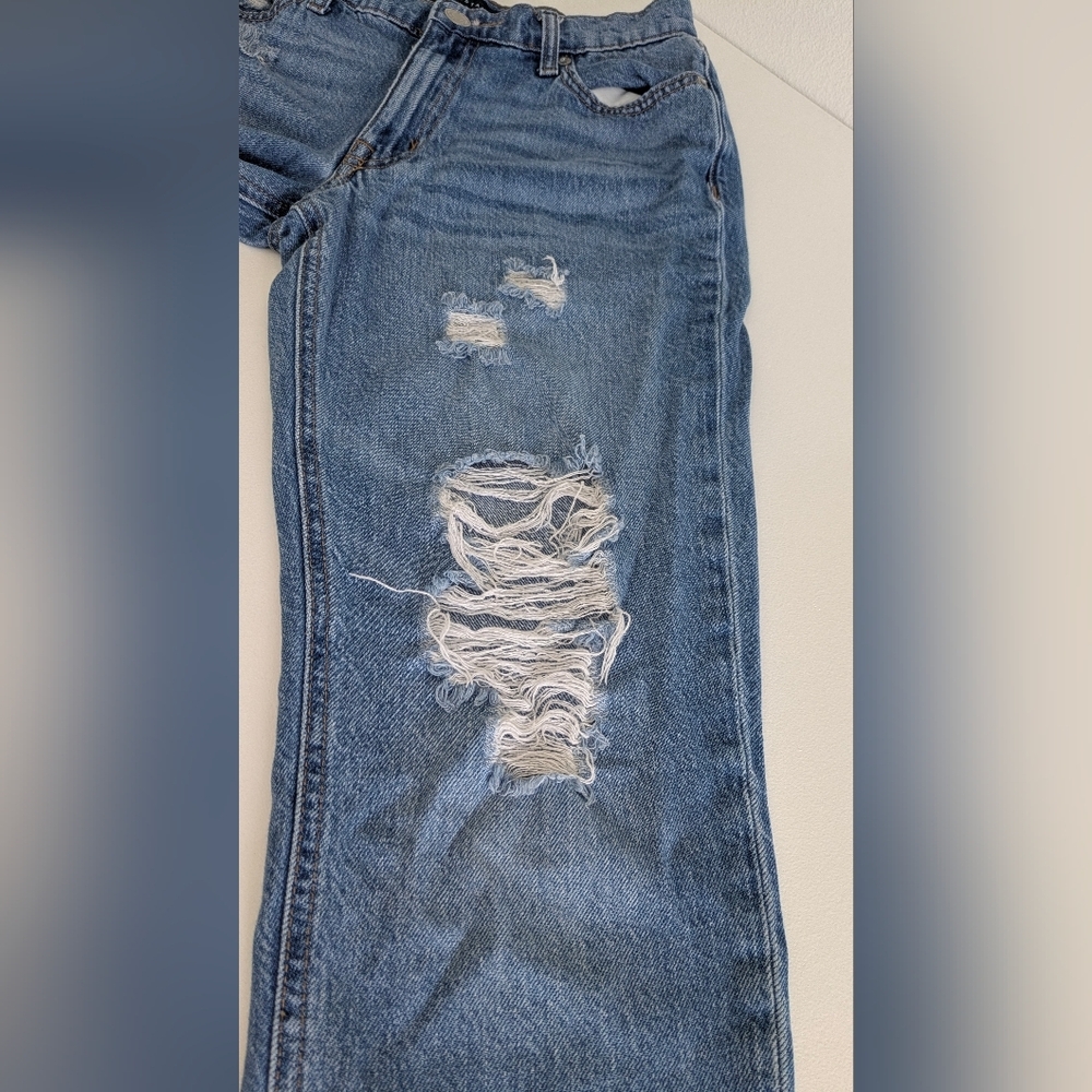 Aeropostale Jeans Women’s Size 2 Mom Jean Distressed Blue Denim - Picture 13 of 15
